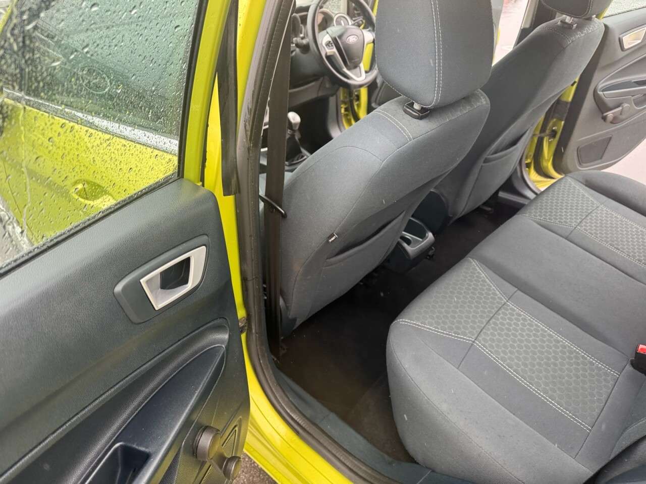 2011 FORD FIESTA 2011 FORD FIESTA