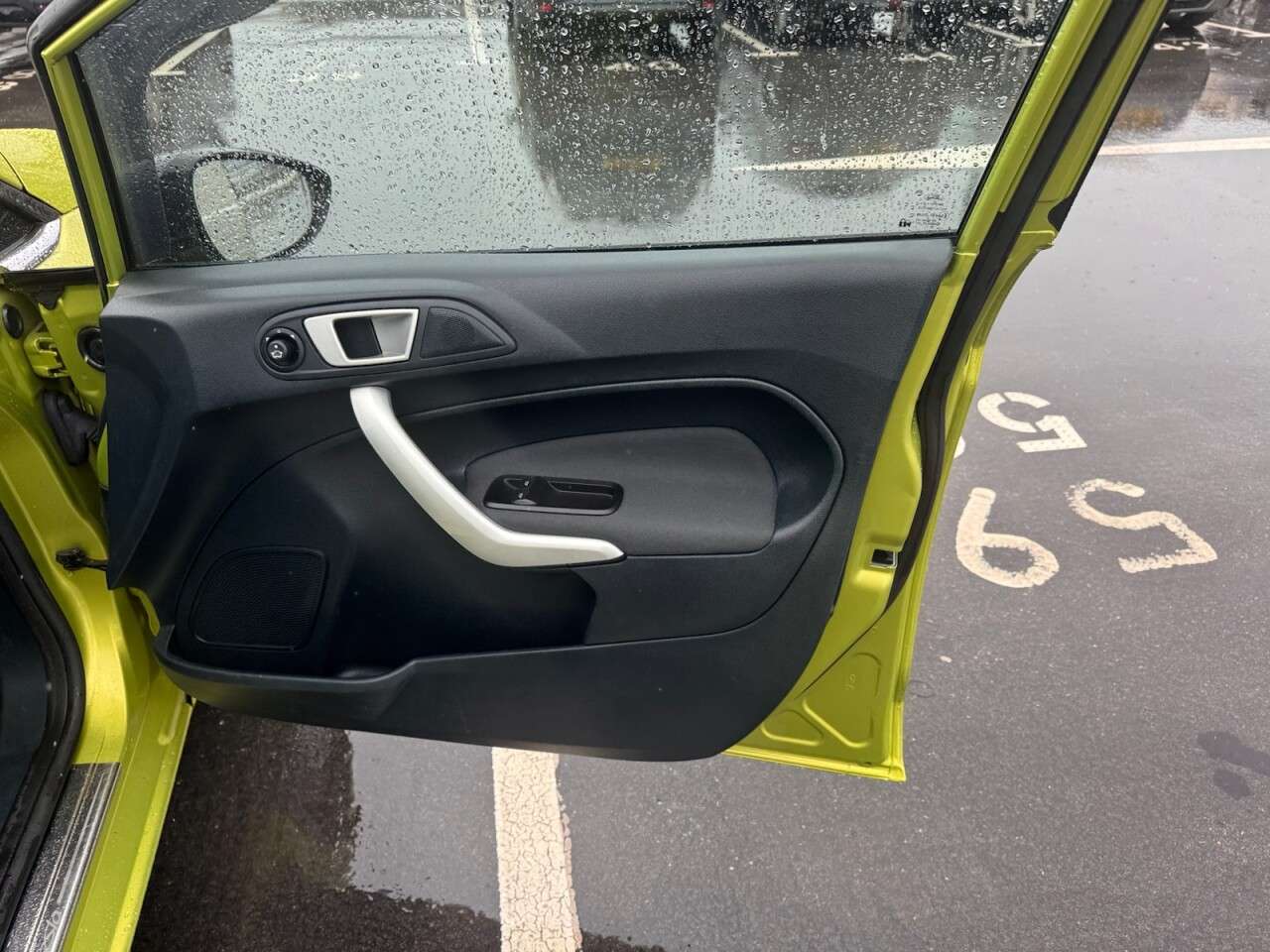 2011 FORD FIESTA 2011 FORD FIESTA