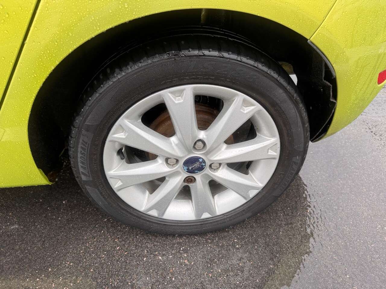 2011 FORD FIESTA 2011 FORD FIESTA