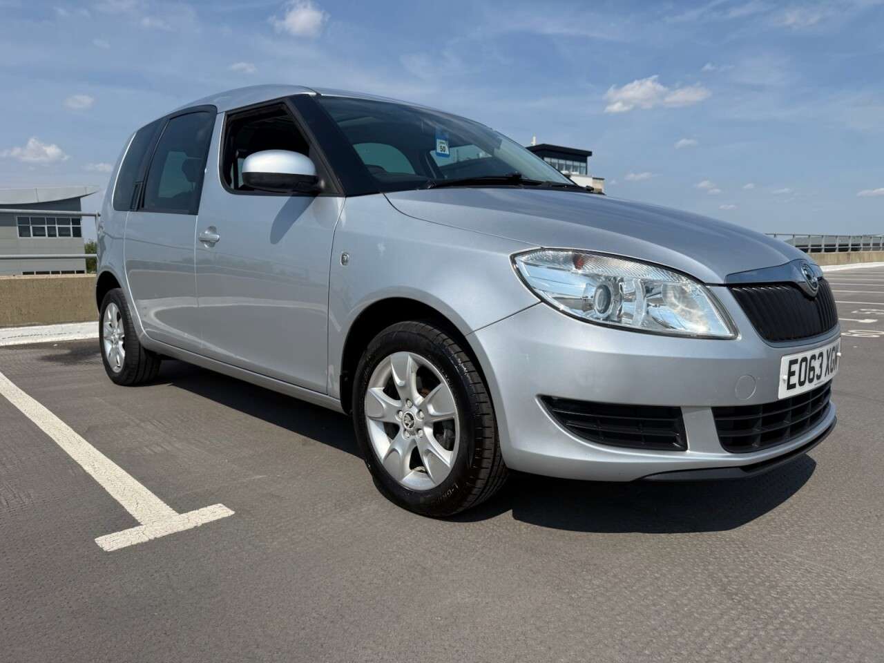 A 2013 SKODA ROOMSTER 1.2 TSI SE Action MPV 5dr Petrol Manual Euro 5 (86 ps) A 2013 SKODA ROOMSTER 1.2 TSI SE Action MPV 5dr Petrol Manual Euro 5 (86 ps)