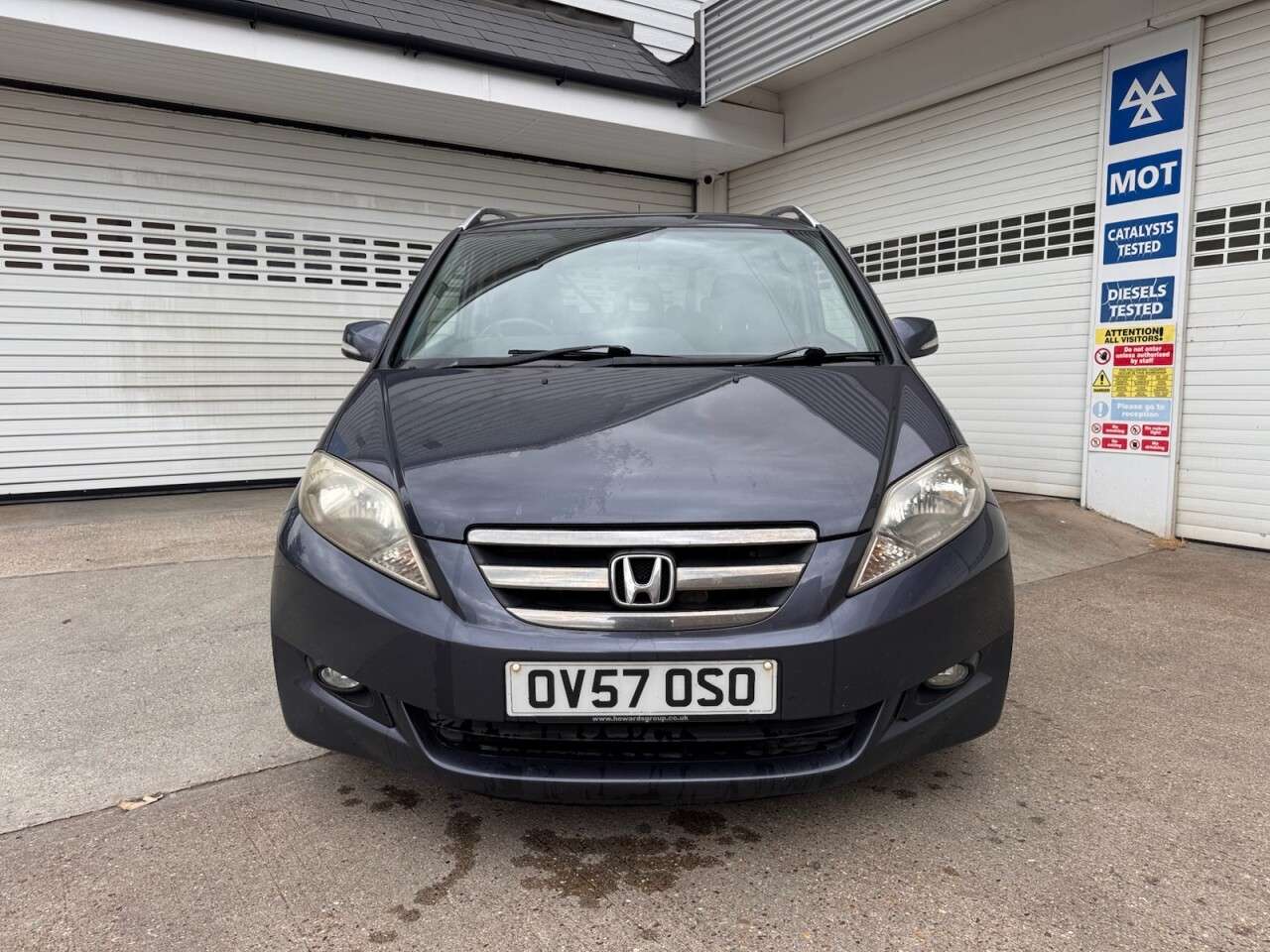 A 2007 HONDA FR-V 2.2 i-CDTi ES MPV 5dr Diesel Manual (167 g/km, 138 bhp) A 2007 HONDA FR-V 2.2 i-CDTi ES MPV 5dr Diesel Manual (167 g/km, 138 bhp)