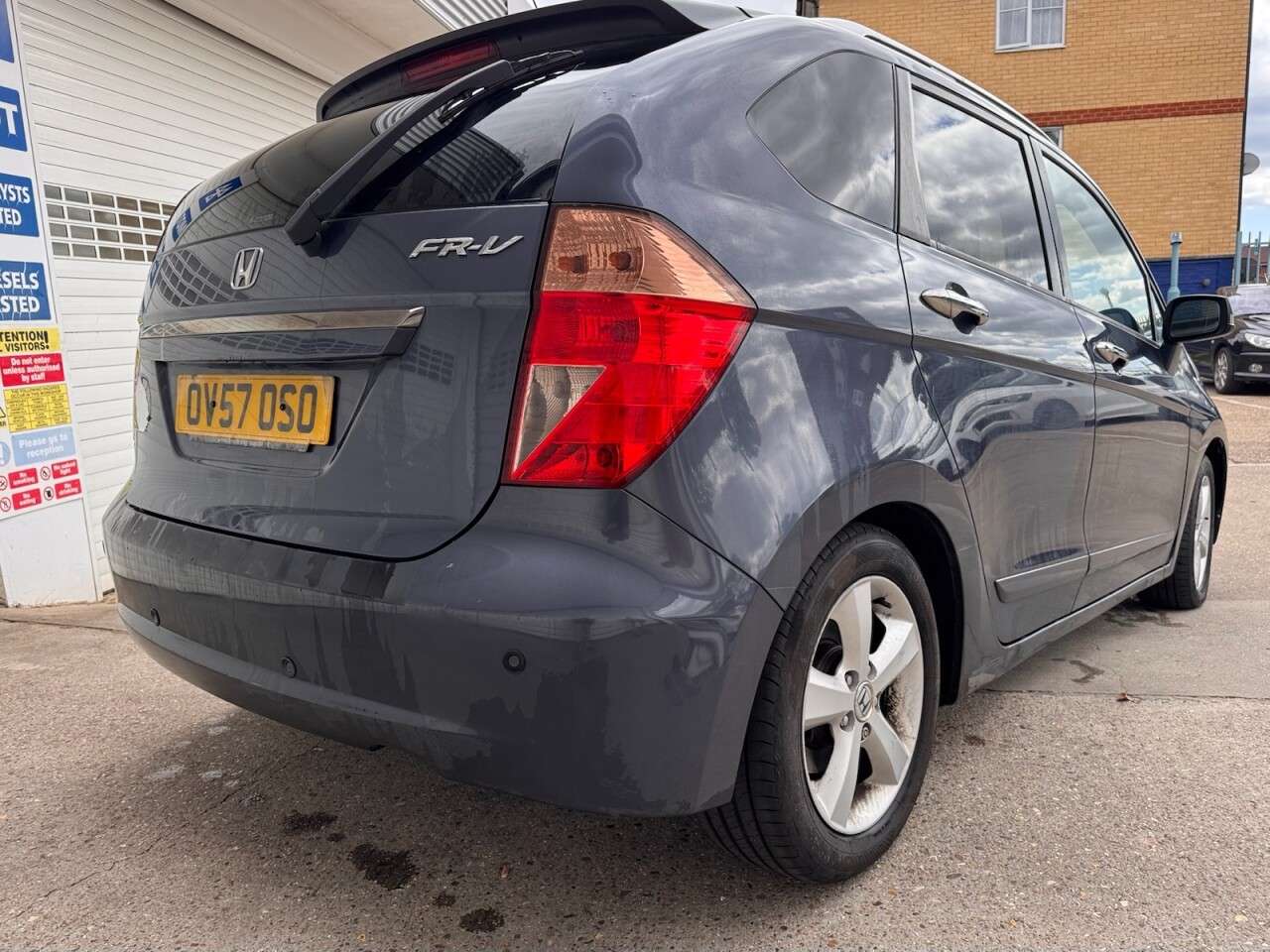 2007 HONDA FR-V 2007 HONDA FR-V