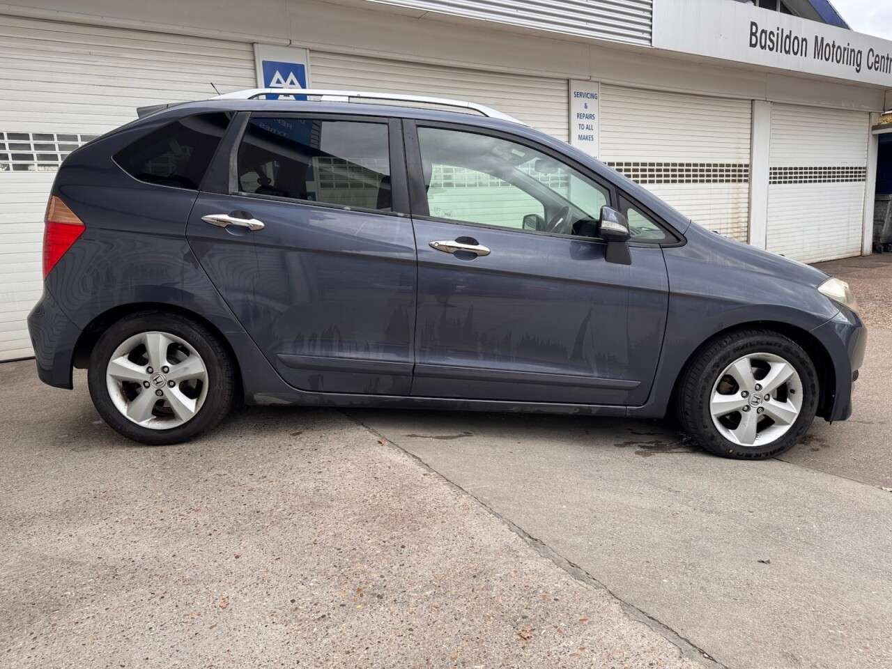 2007 HONDA FR-V 2007 HONDA FR-V