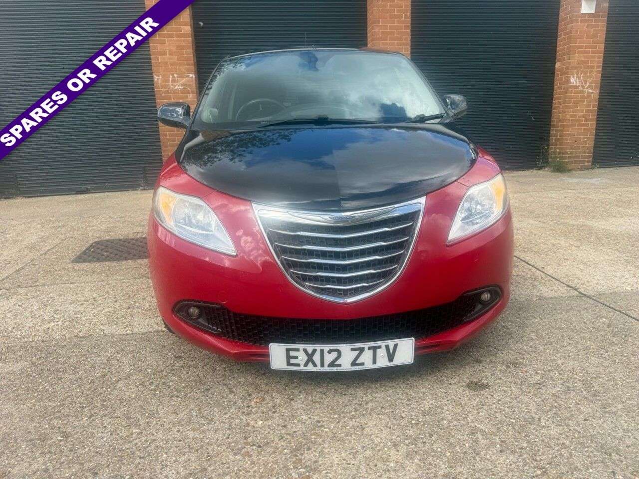 A 2012 CHRYSLER YPSILON 1.2 Black&Red Hatchback 5dr Petrol Manual Euro 5 (s/s) (69 bhp) SPARE OR RE A 2012 CHRYSLER YPSILON 1.2 Black&Red Hatchback 5dr Petrol Manual Euro 5 (s/s) (69 bhp) SPARE OR RE