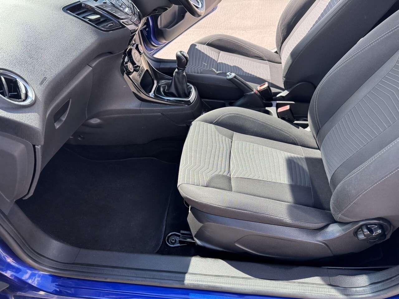 2015 FORD FIESTA 2015 FORD FIESTA