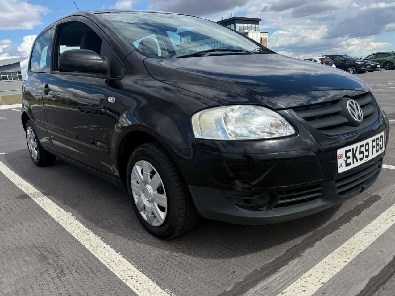 A 2009 VOLKSWAGEN FOX 1.2 6V Urban Fox Hatchback 3dr Petrol Manual Euro 4 (55 ps) A 2009 VOLKSWAGEN FOX 1.2 6V Urban Fox Hatchback 3dr Petrol Manual Euro 4 (55 ps)