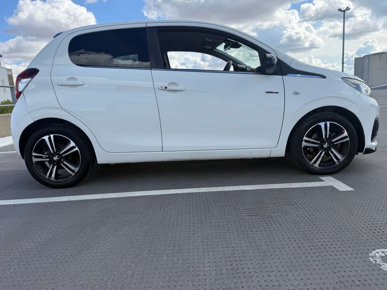 2018 PEUGEOT 108 2018 PEUGEOT 108