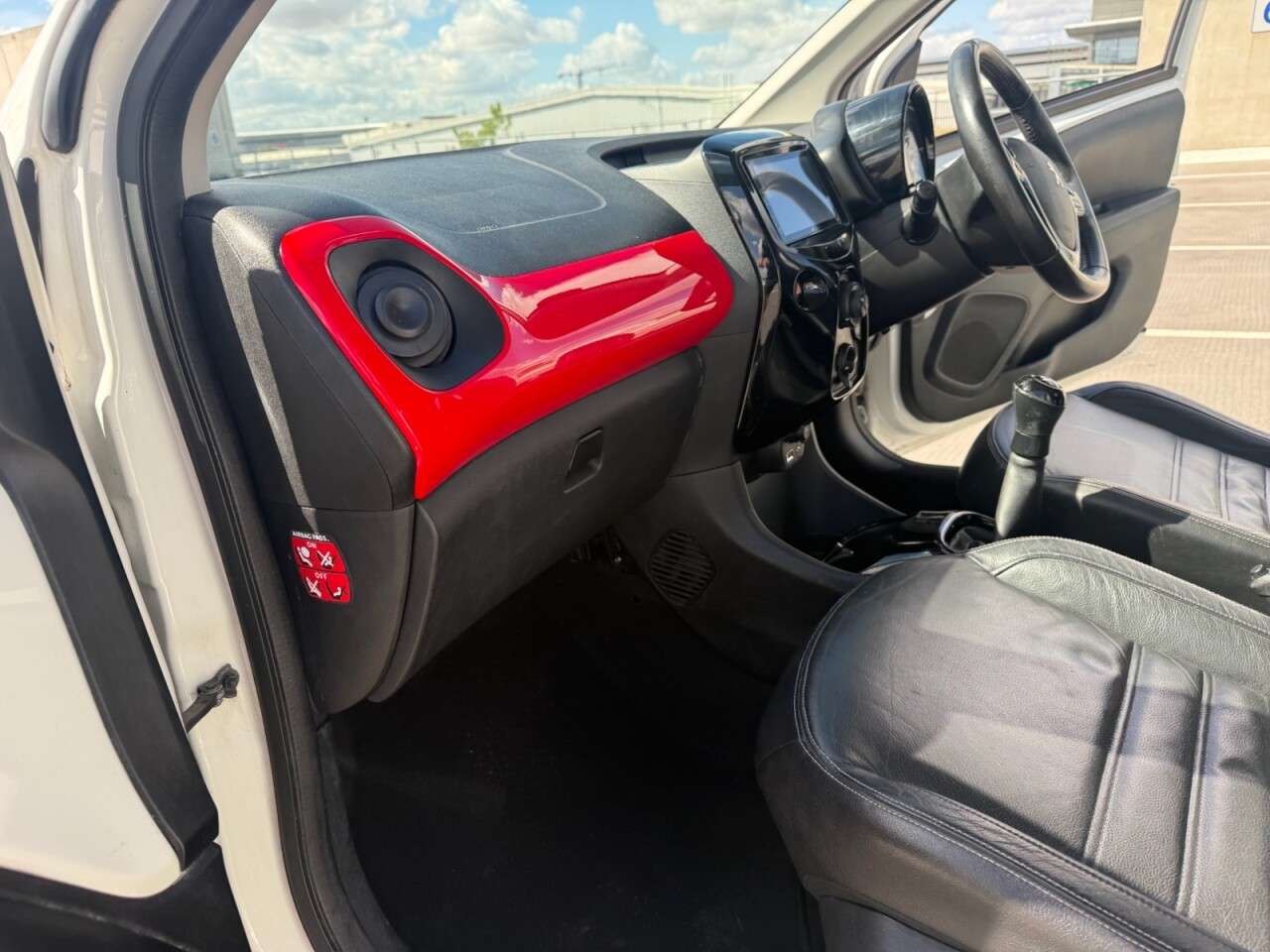 2018 PEUGEOT 108 2018 PEUGEOT 108