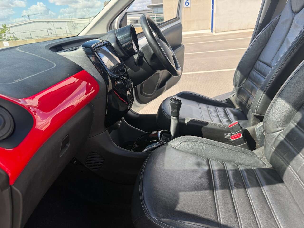 2018 PEUGEOT 108 2018 PEUGEOT 108
