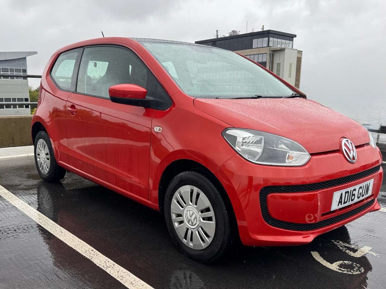 A 2016 VOLKSWAGEN UP! 1.0 Move up! Hatchback 3dr Petrol ASG Euro 6 (60 ps) A 2016 VOLKSWAGEN UP! 1.0 Move up! Hatchback 3dr Petrol ASG Euro 6 (60 ps)