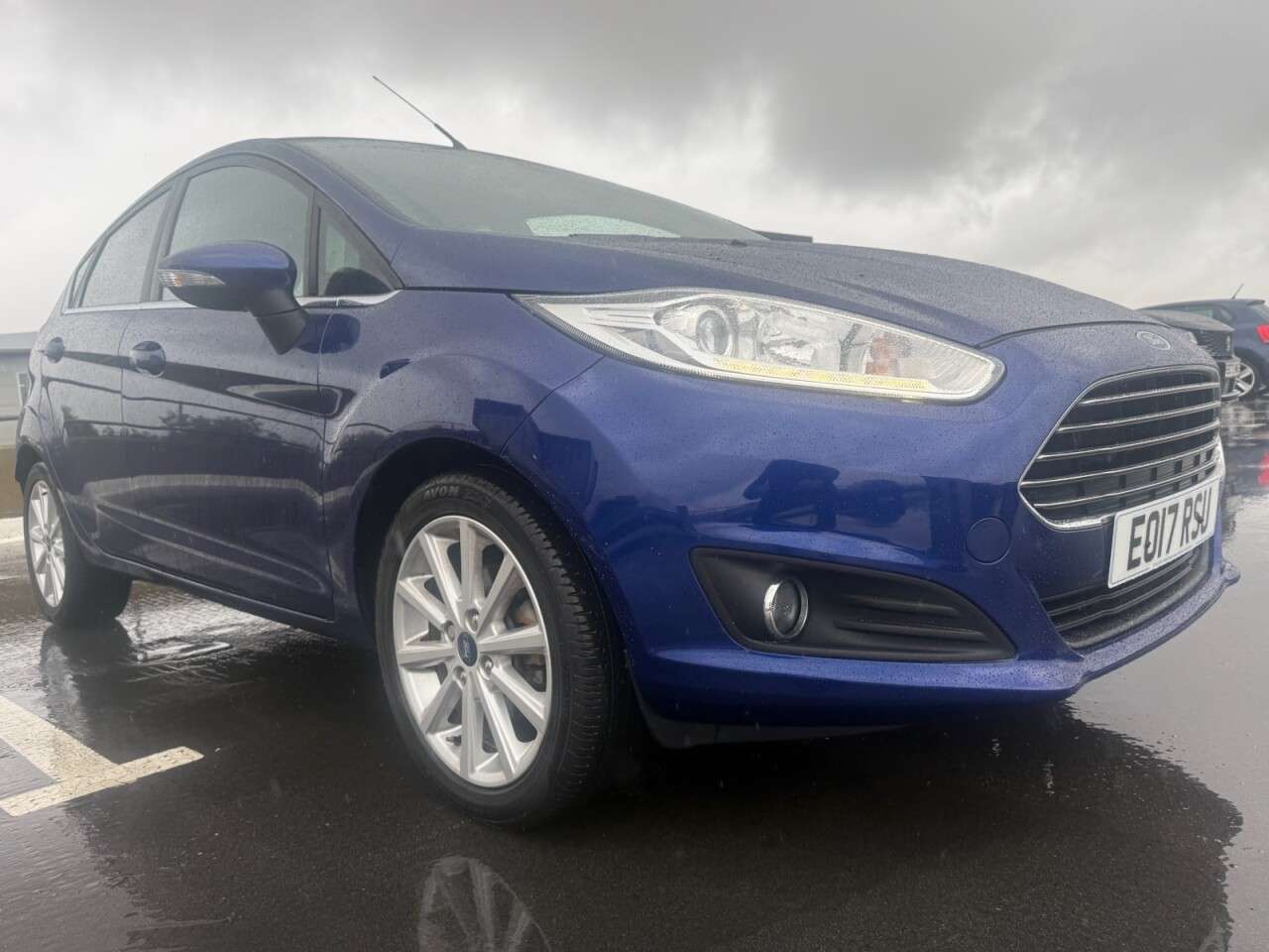 A 2017 FORD FIESTA 1.0T EcoBoost Titanium Hatchback 5dr Petrol Manual Euro 6 (s/s) (100 ps) A 2017 FORD FIESTA 1.0T EcoBoost Titanium Hatchback 5dr Petrol Manual Euro 6 (s/s) (100 ps)