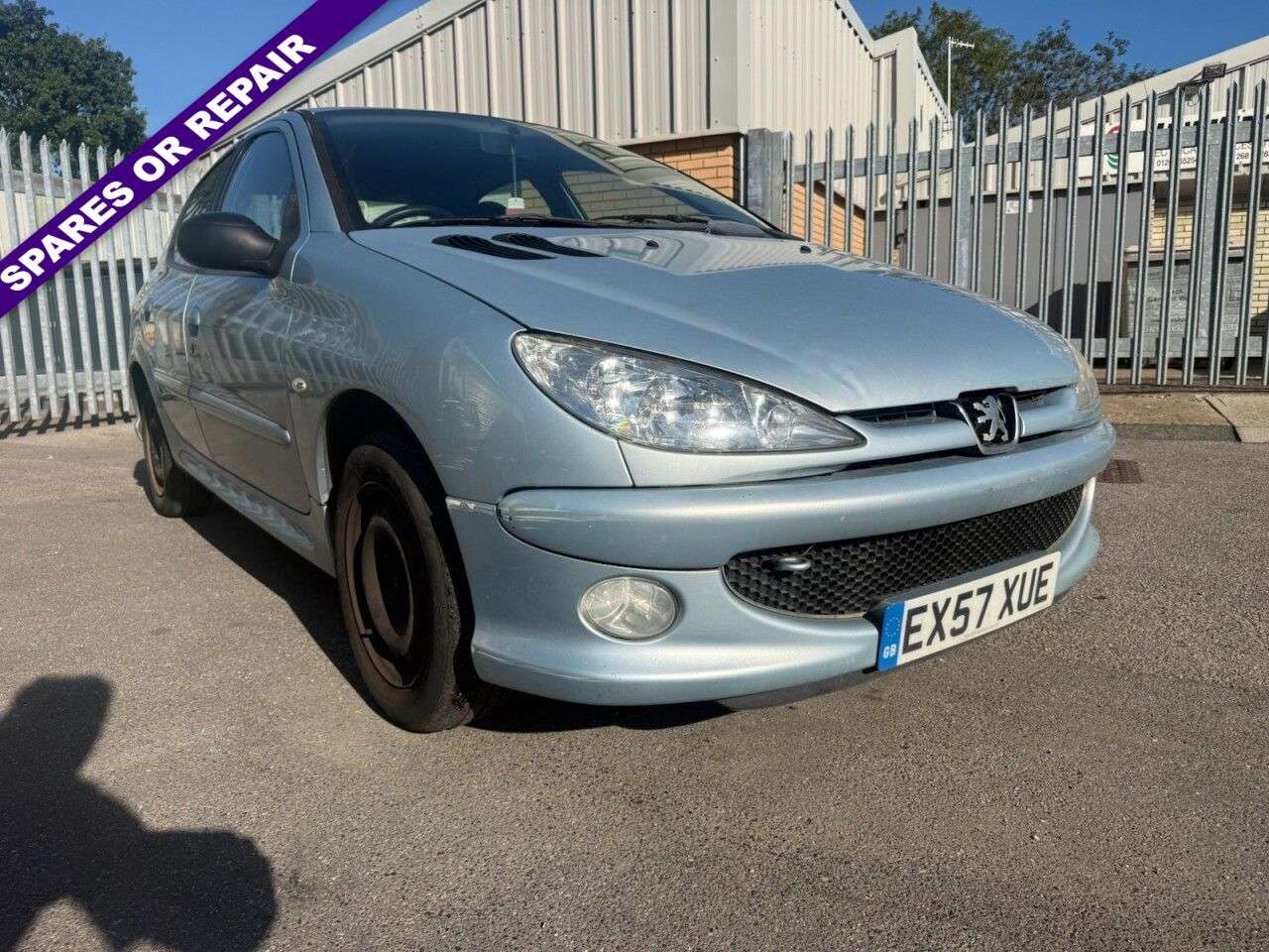 A 2007 PEUGEOT 206 1.4 Look Hatchback 5dr Petrol Manual (152 g/km, 75 bhp) SPARE OR REPAIR / T A 2007 PEUGEOT 206 1.4 Look Hatchback 5dr Petrol Manual (152 g/km, 75 bhp) SPARE OR REPAIR / T