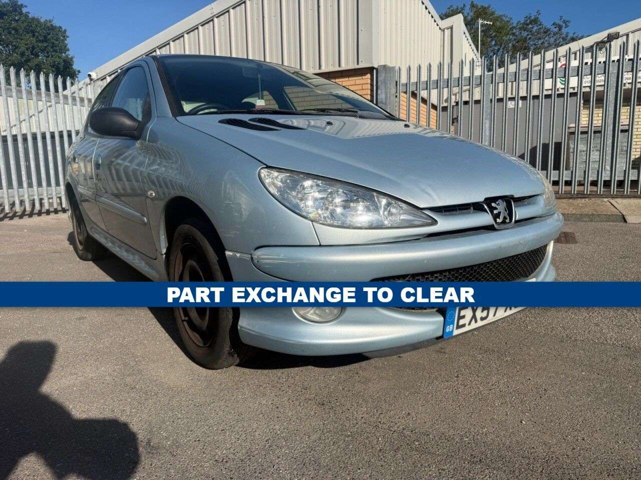 A 2007 PEUGEOT 206 1.4 Look Hatchback 5dr Petrol Manual (152 g/km, 75 bhp) SPARE OR REPAIR / T A 2007 PEUGEOT 206 1.4 Look Hatchback 5dr Petrol Manual (152 g/km, 75 bhp) SPARE OR REPAIR / T
