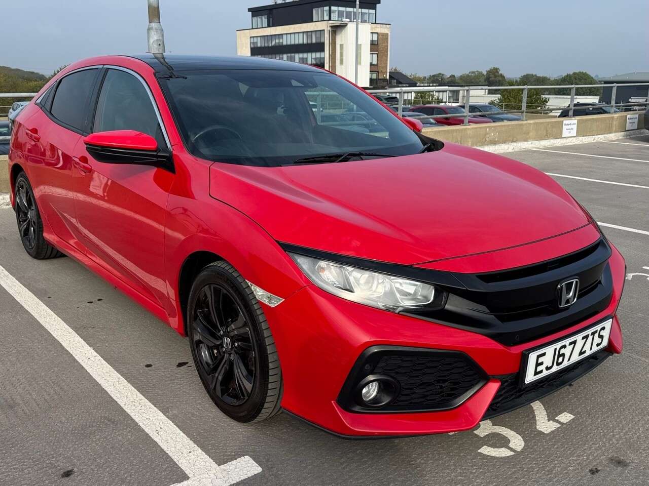A 2018 HONDA CIVIC 1.0 VTEC Turbo EX Hatchback 5dr Petrol Manual Euro 6 (s/s) (129 ps) A 2018 HONDA CIVIC 1.0 VTEC Turbo EX Hatchback 5dr Petrol Manual Euro 6 (s/s) (129 ps)