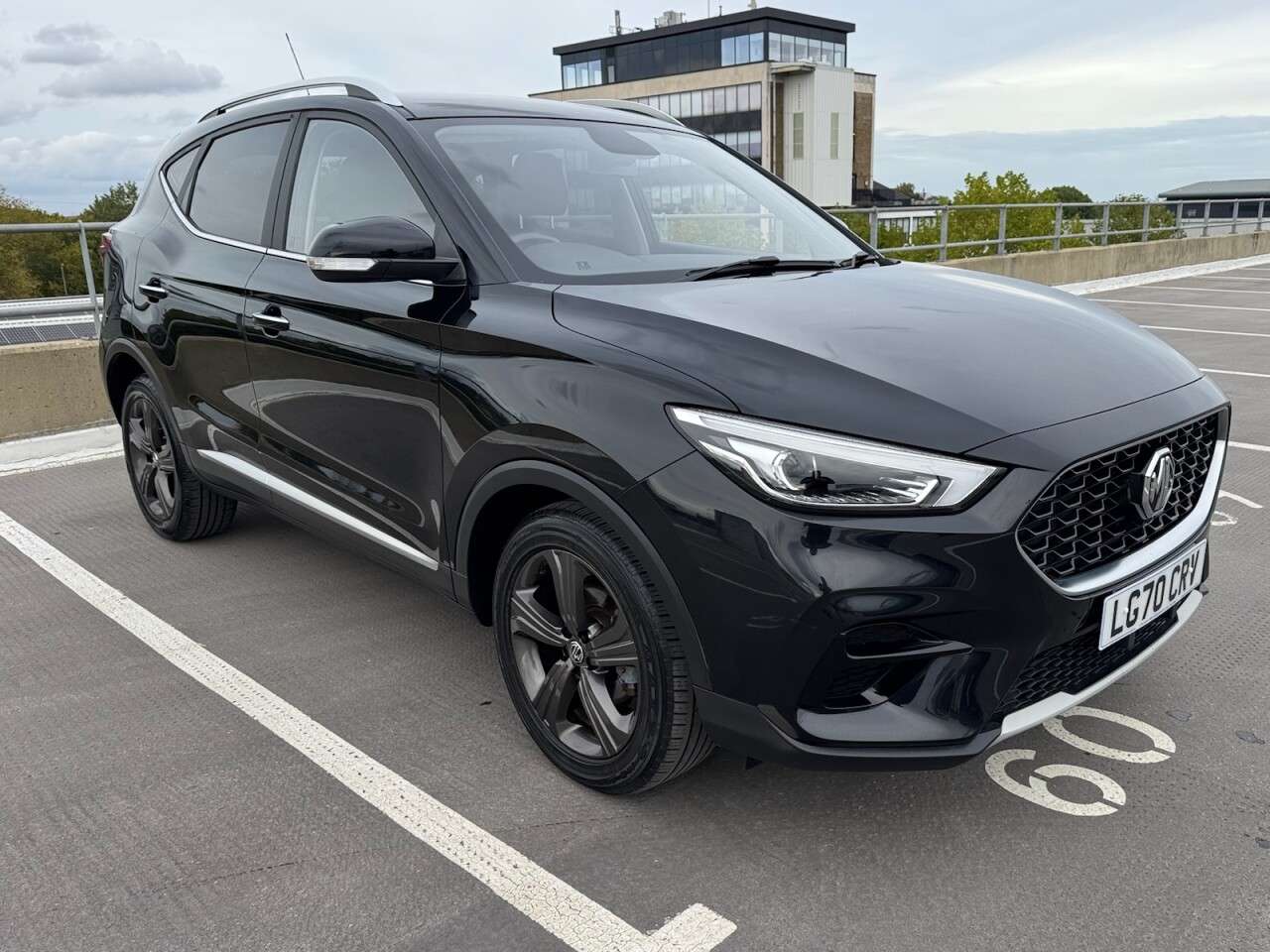 A 2020 MG MG ZS 1.0 T-GDI Excite SUV 5dr Petrol Auto Euro 6 (111 ps) A 2020 MG MG ZS 1.0 T-GDI Excite SUV 5dr Petrol Auto Euro 6 (111 ps)