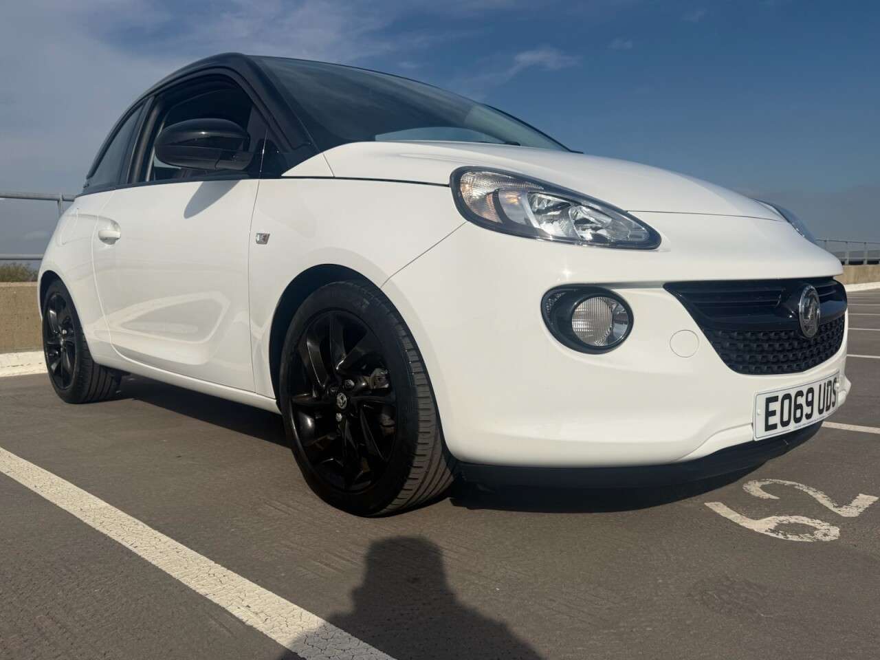 A 2019 VAUXHALL ADAM 1.2i Griffin Hatchback 3dr Petrol Manual Euro 6 (70 ps) A 2019 VAUXHALL ADAM 1.2i Griffin Hatchback 3dr Petrol Manual Euro 6 (70 ps)