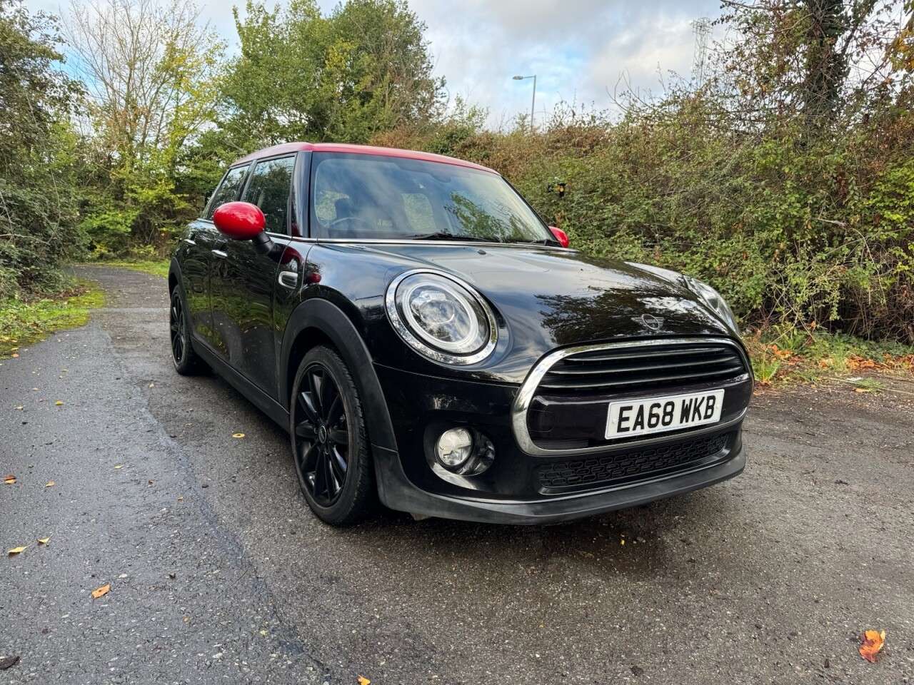 A 2018 MINI HATCH 1.5 Cooper GPF Hatchback 5dr Petrol Steptronic Euro 6 (s/s) (136 ps) A 2018 MINI HATCH 1.5 Cooper GPF Hatchback 5dr Petrol Steptronic Euro 6 (s/s) (136 ps)