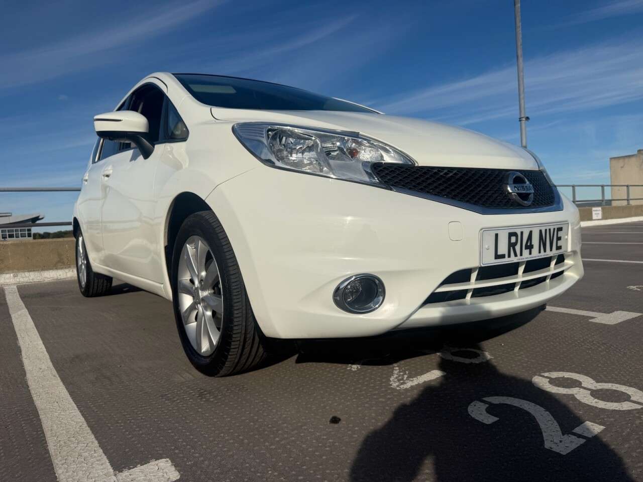 A 2014 NISSAN NOTE 1.2 DIG-S Tekna Hatchback 5dr Petrol CVT Euro 5 (s/s) (98 ps) A 2014 NISSAN NOTE 1.2 DIG-S Tekna Hatchback 5dr Petrol CVT Euro 5 (s/s) (98 ps)