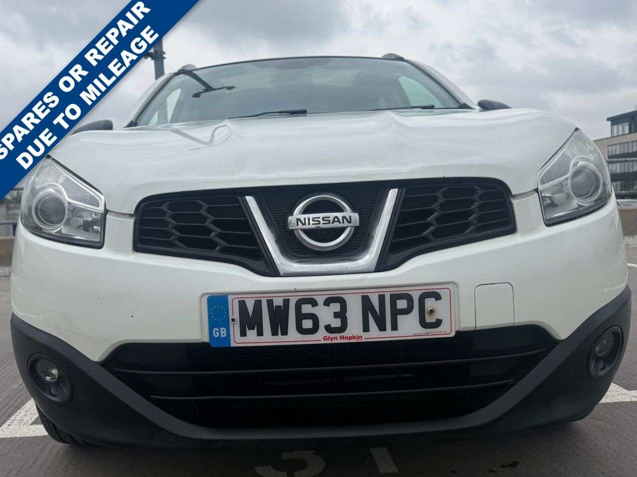 A 2013 NISSAN QASHQAI 1.6 360 SUV 5dr Petrol Manual 2WD Euro 5 (117 ps) A 2013 NISSAN QASHQAI 1.6 360 SUV 5dr Petrol Manual 2WD Euro 5 (117 ps)