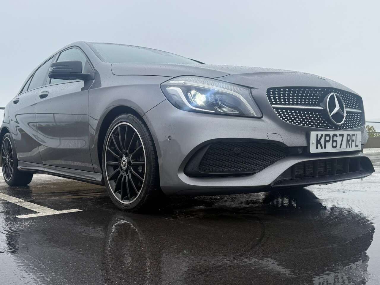 A 2017 MERCEDES-BENZ A CLASS 1.6 A160 AMG Line (Premium) Hatchback 5dr Petrol Manual Euro 6 (s/s) (102 p A 2017 MERCEDES-BENZ A CLASS 1.6 A160 AMG Line (Premium) Hatchback 5dr Petrol Manual Euro 6 (s/s) (102 p