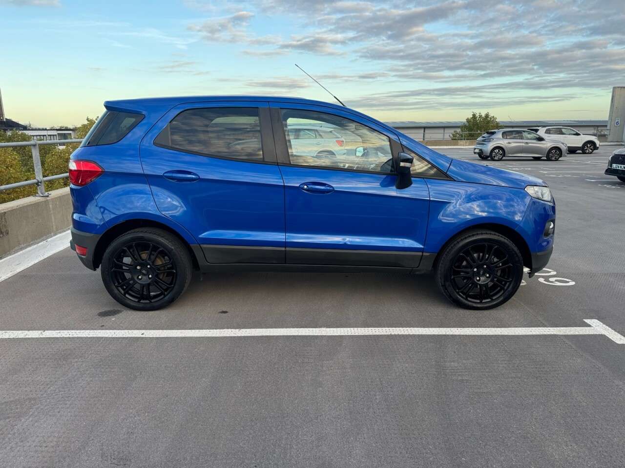2017 FORD ECOSPORT 2017 FORD ECOSPORT