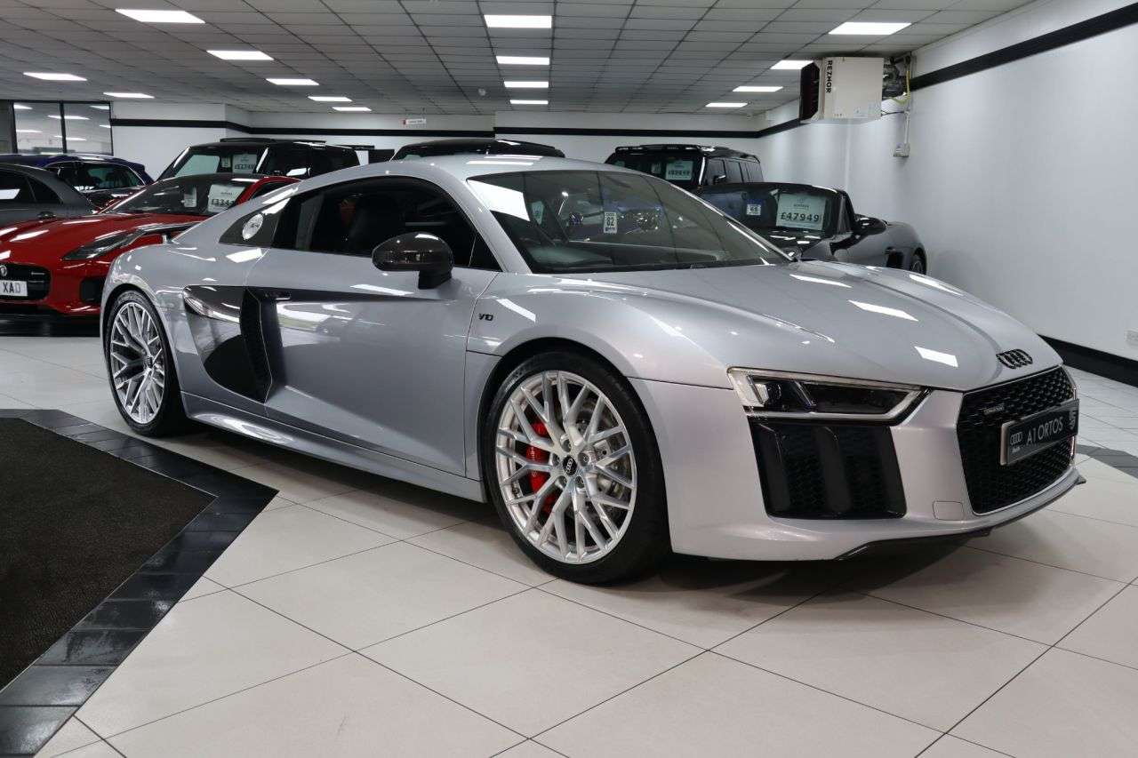 2016 AUDI R8 2016 AUDI R8