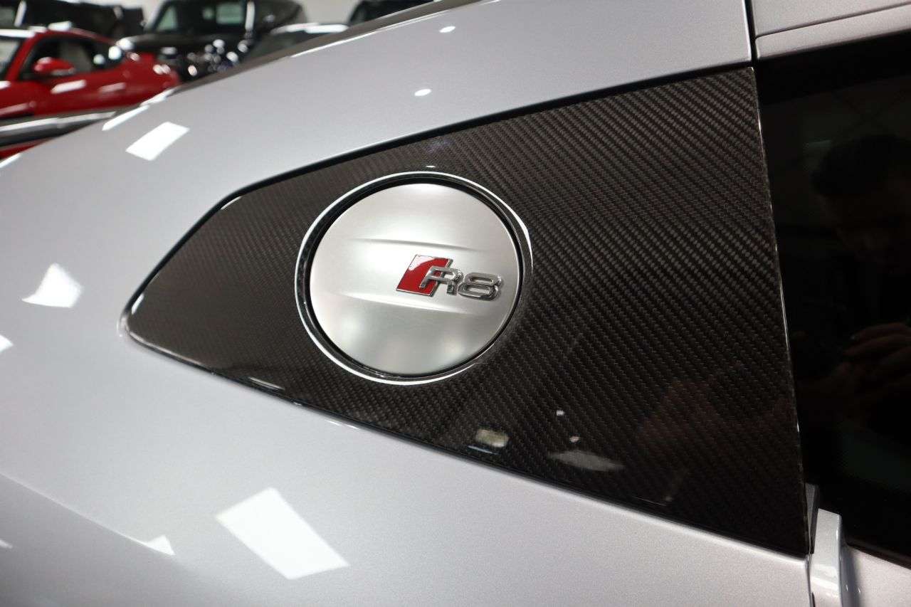 2016 AUDI R8 2016 AUDI R8