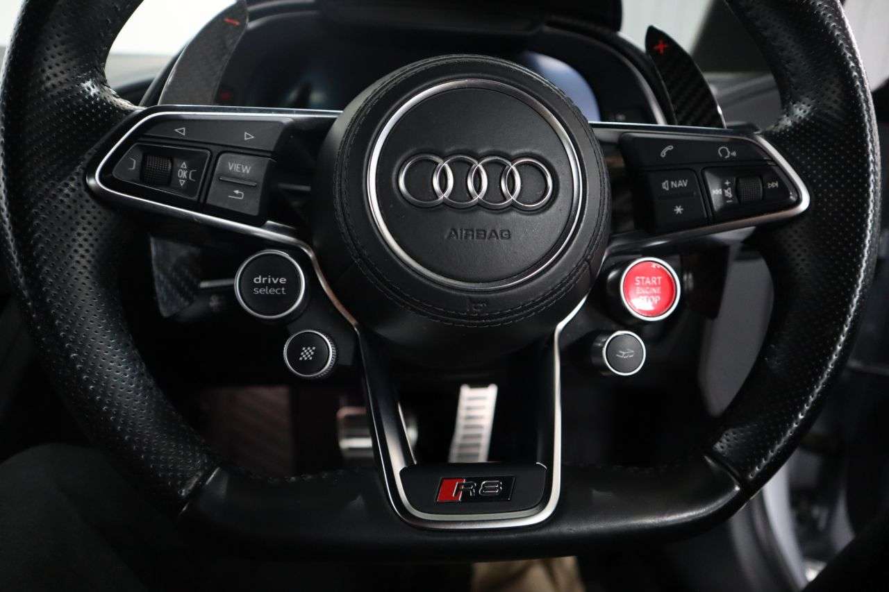 2016 AUDI R8 2016 AUDI R8