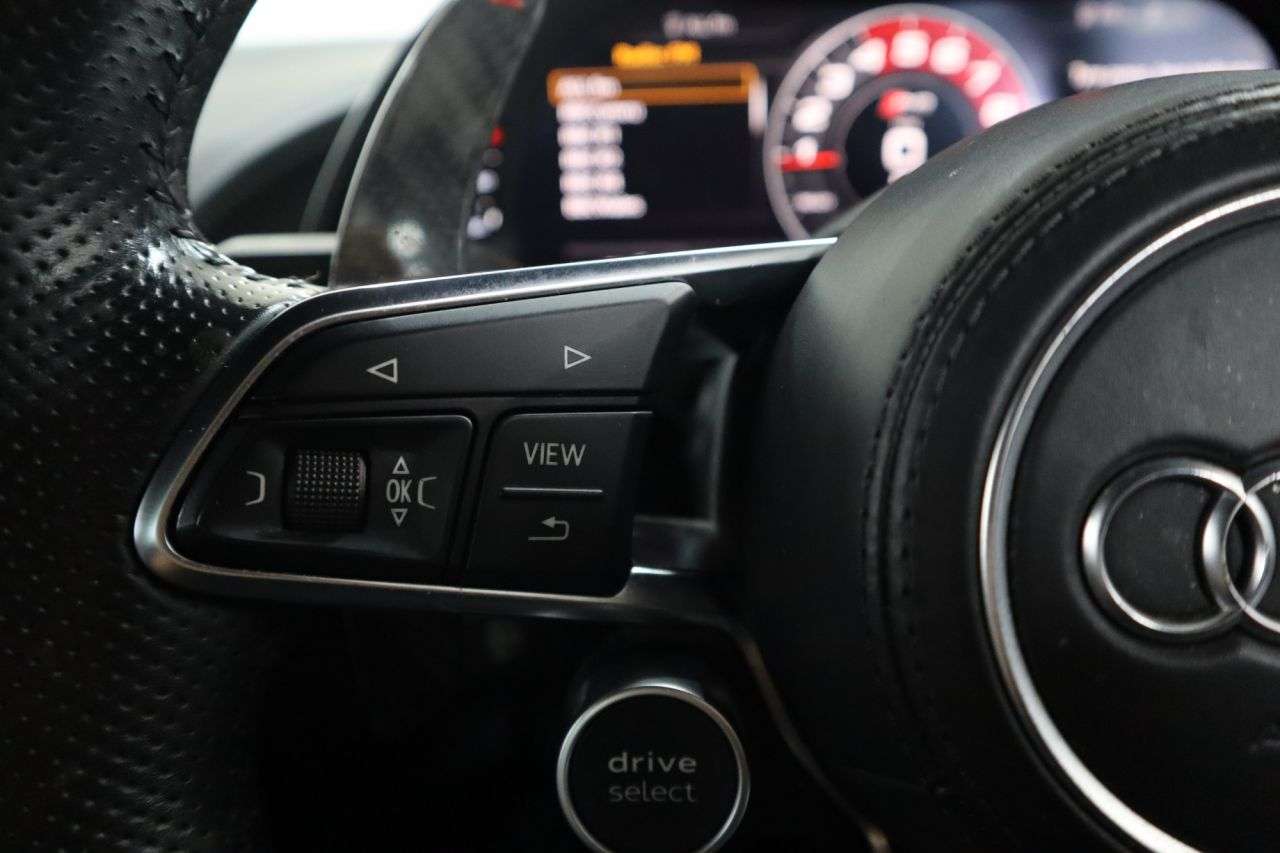 2016 AUDI R8 2016 AUDI R8