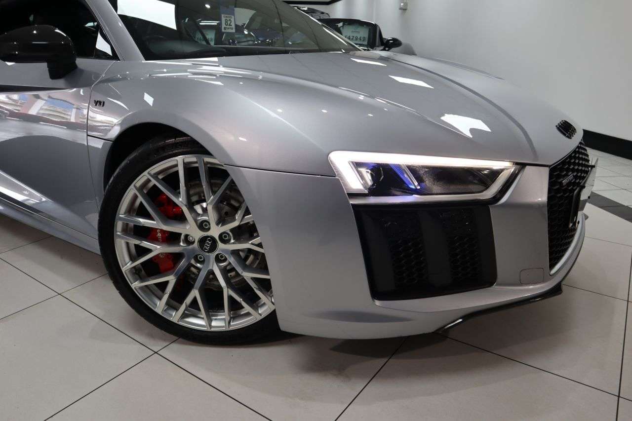 2016 AUDI R8 2016 AUDI R8