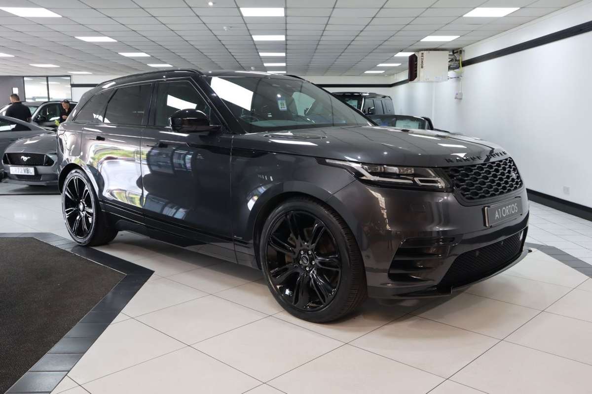 Check out this Land Rover Range Rover Velar 2021 Diesel Automatic
