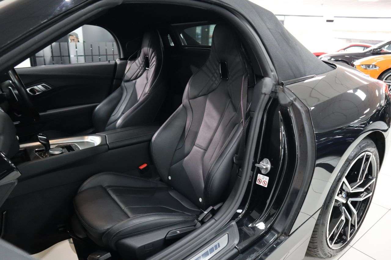 2021 BMW Z4 2021 BMW Z4