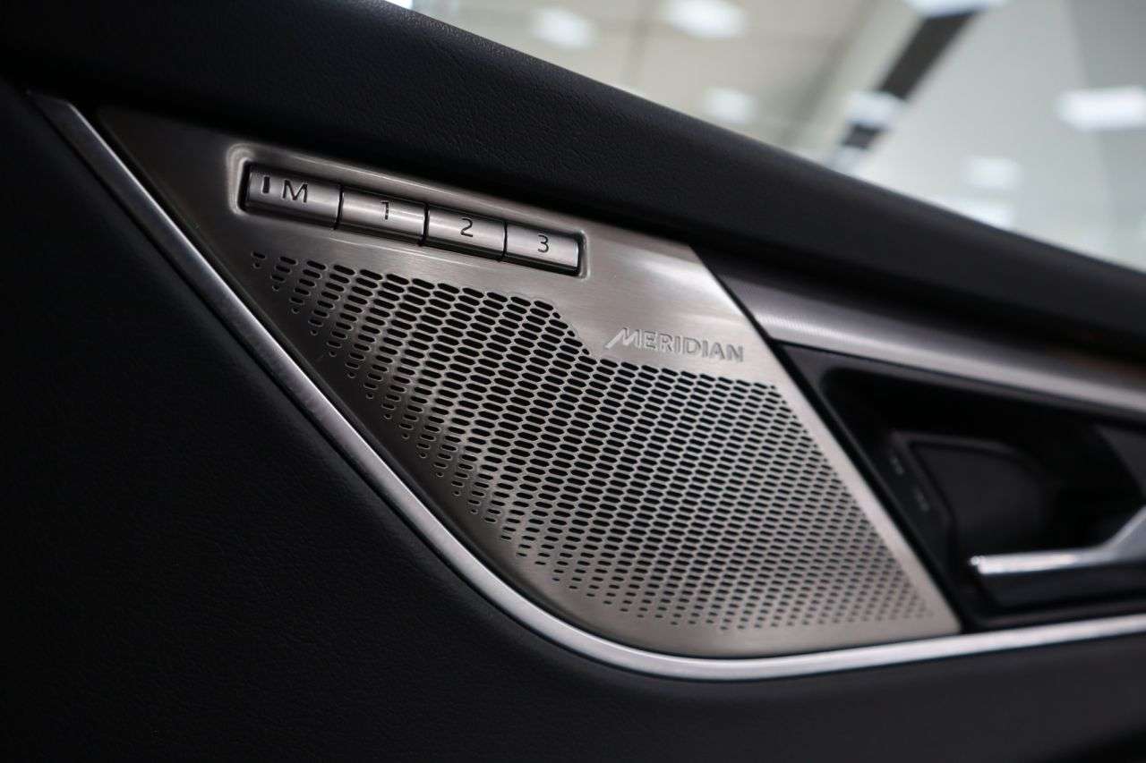 2023 JAGUAR F-PACE 2023 JAGUAR F-PACE