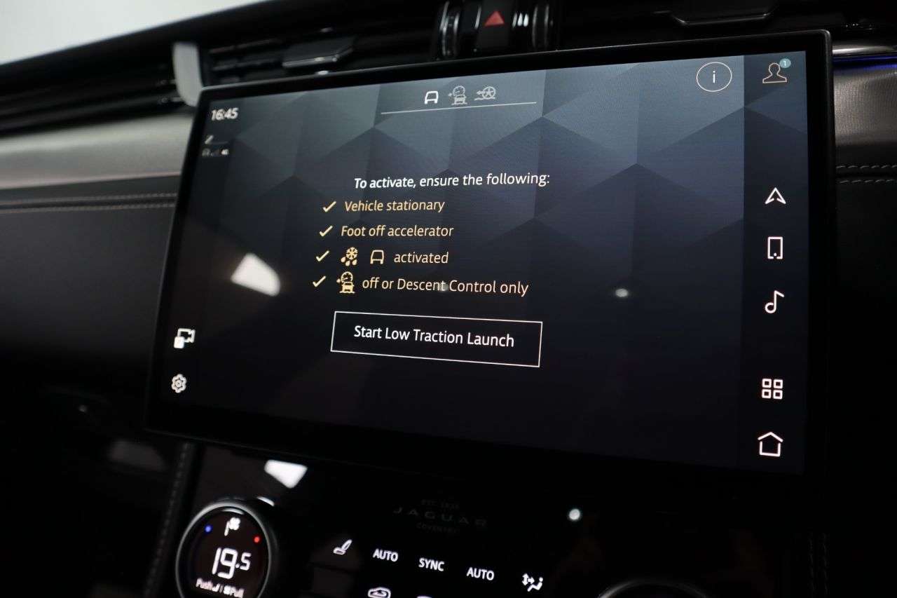 2023 JAGUAR F-PACE 2023 JAGUAR F-PACE