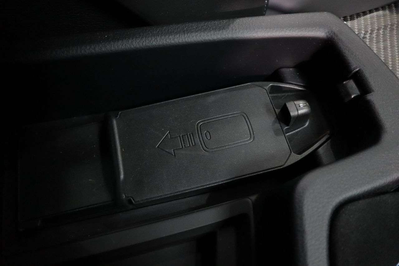 2018 BMW M4 2018 BMW M4