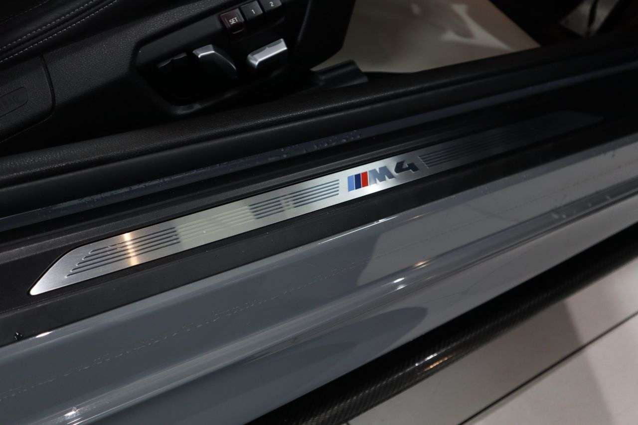 2018 BMW M4 2018 BMW M4