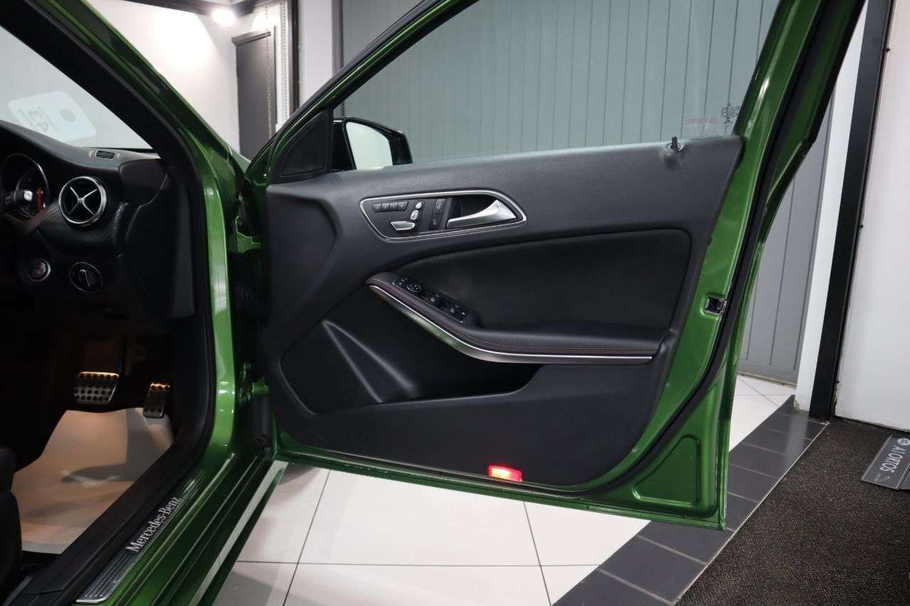 2017 MERCEDES-BENZ A-CLASS 2017 MERCEDES-BENZ A-CLASS