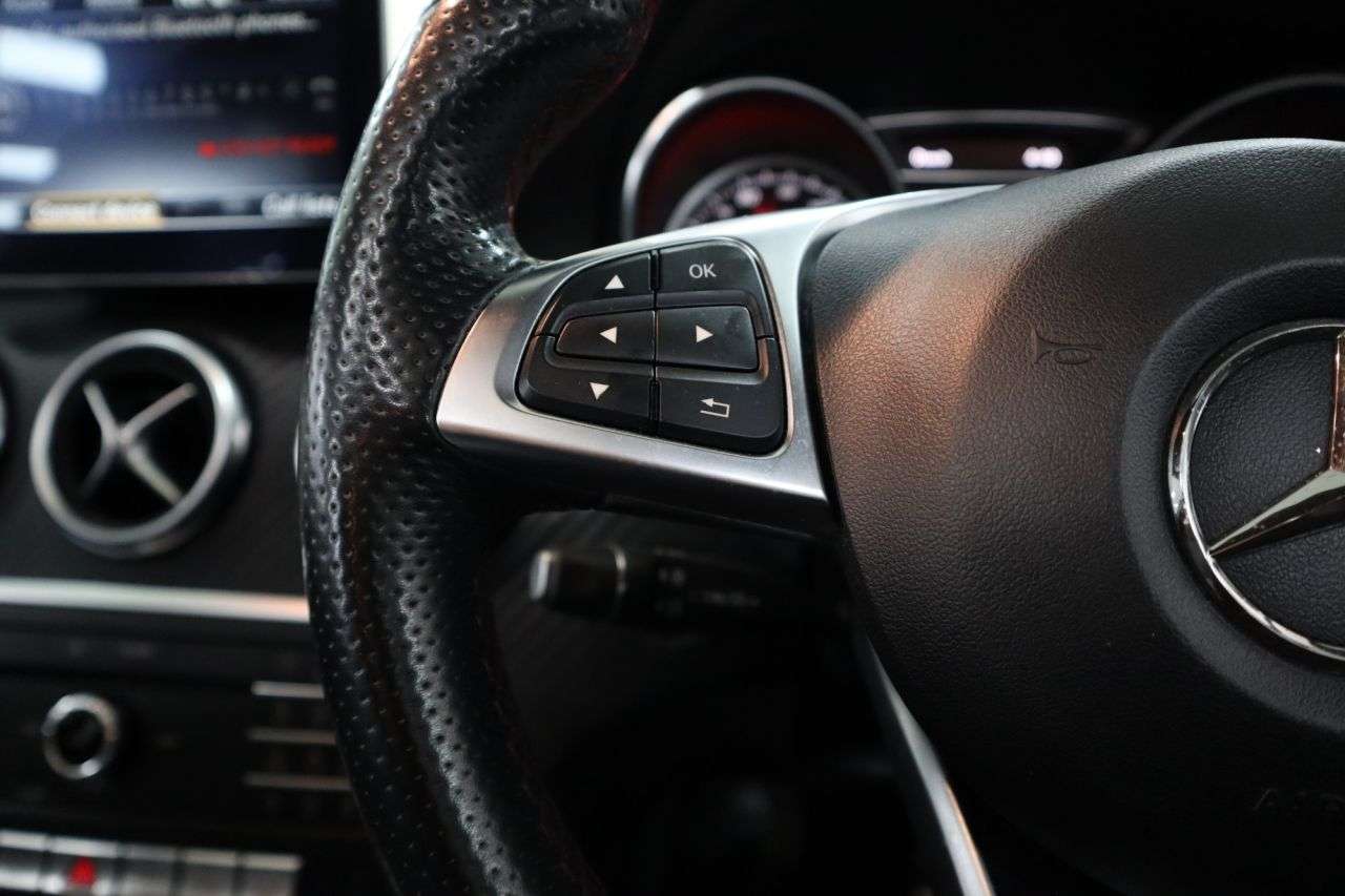 2017 MERCEDES-BENZ A-CLASS 2017 MERCEDES-BENZ A-CLASS