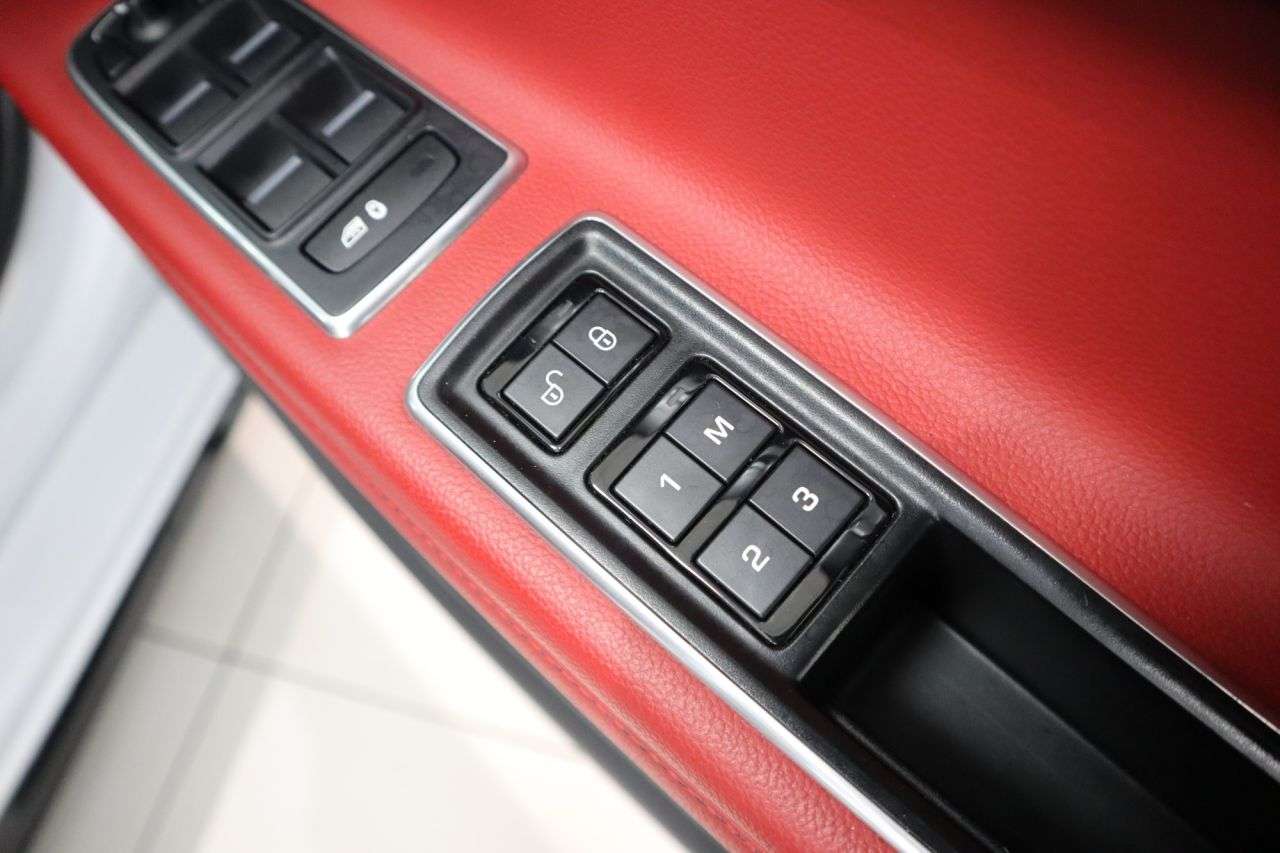 2017 JAGUAR XF 2017 JAGUAR XF