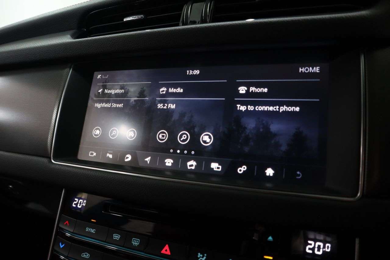 2017 JAGUAR XF 2017 JAGUAR XF