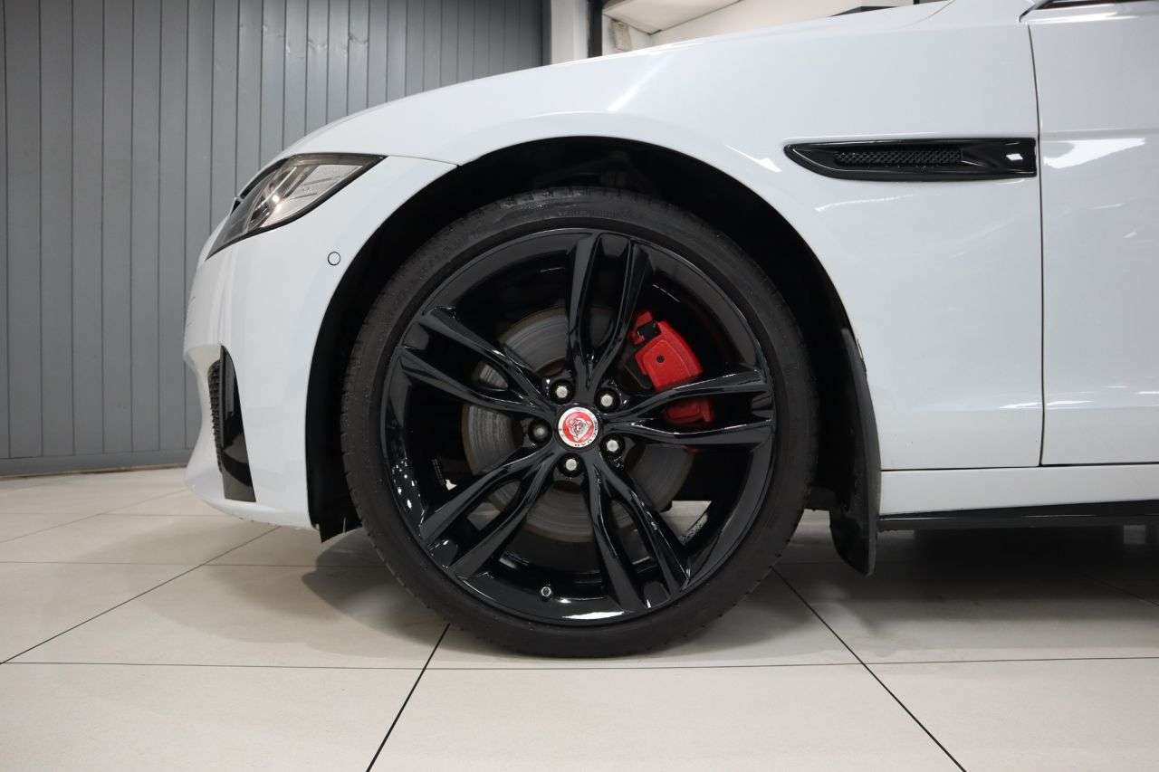 2017 JAGUAR XF 2017 JAGUAR XF