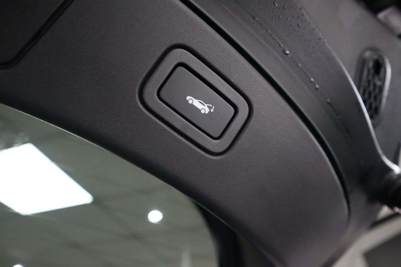 2021 JAGUAR F-TYPE 2021 JAGUAR F-TYPE