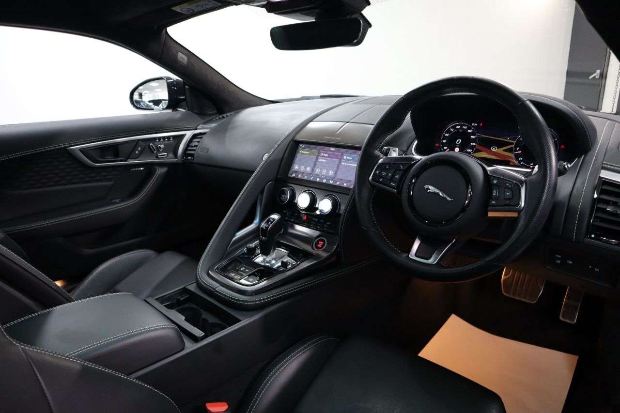 2021 JAGUAR F-TYPE 2021 JAGUAR F-TYPE