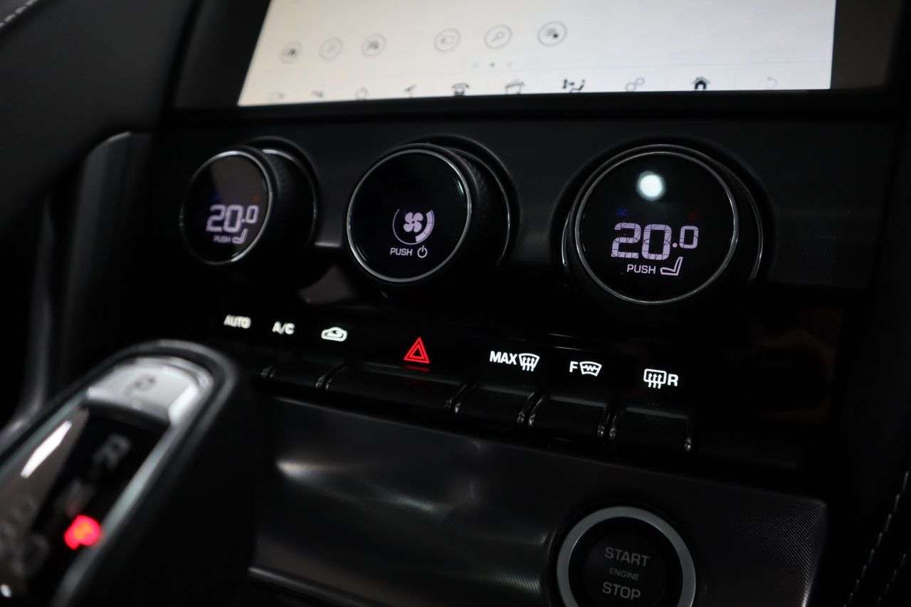 2021 JAGUAR F-TYPE 2021 JAGUAR F-TYPE