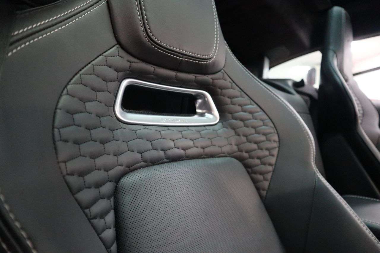 2021 JAGUAR F-TYPE 2021 JAGUAR F-TYPE