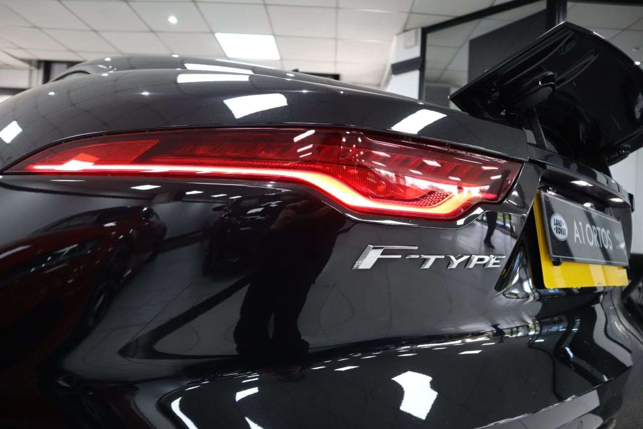 2021 JAGUAR F-TYPE 2021 JAGUAR F-TYPE