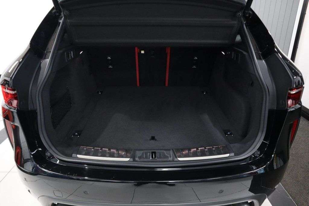 2021 JAGUAR F-PACE 2021 JAGUAR F-PACE