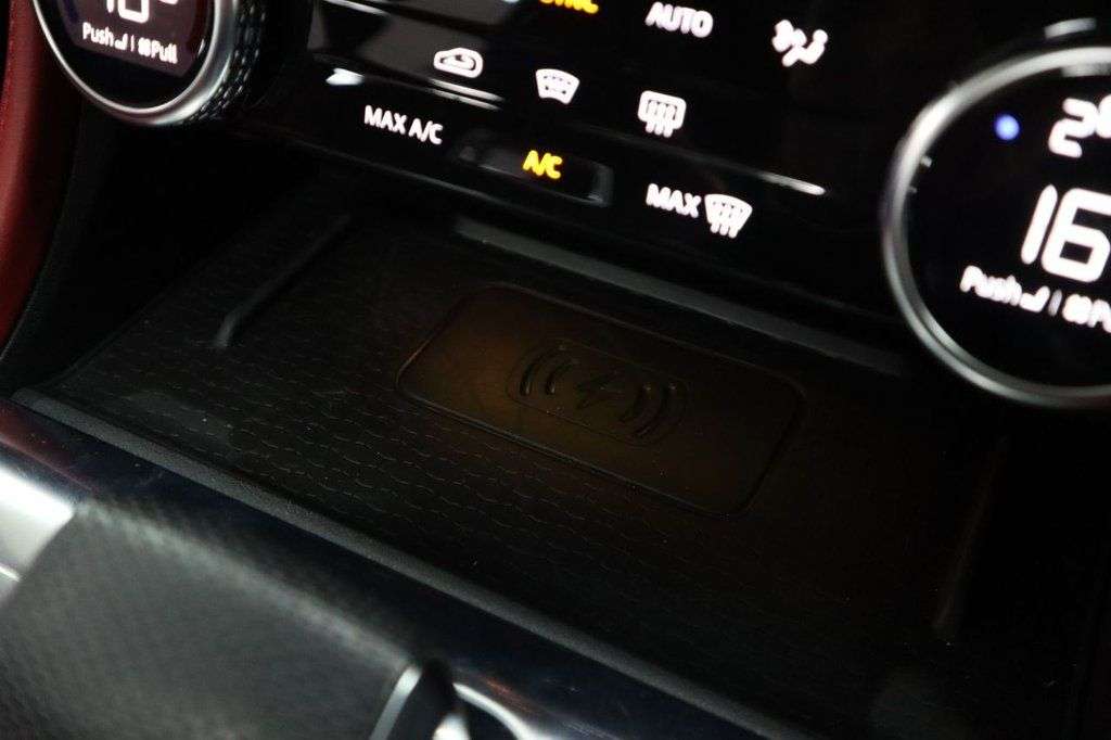 2021 JAGUAR F-PACE 2021 JAGUAR F-PACE