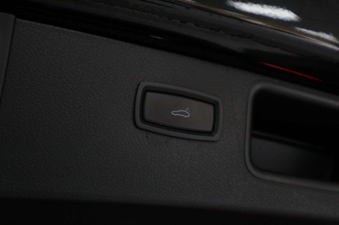 2022 PORSCHE MACAN 2022 PORSCHE MACAN