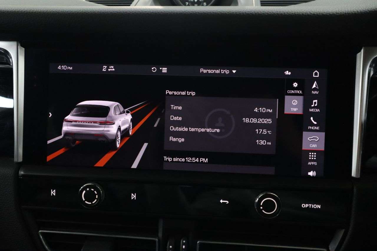 2022 PORSCHE MACAN 2022 PORSCHE MACAN